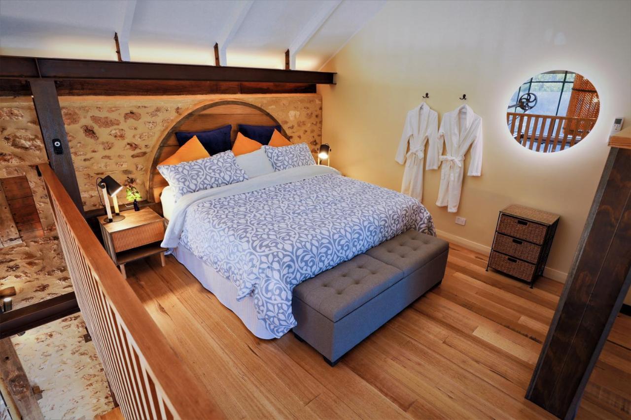 Bed and Breakfast The Old Chaff Mill Organic Vineyard Retreat Sellicks Hill Exterior foto
