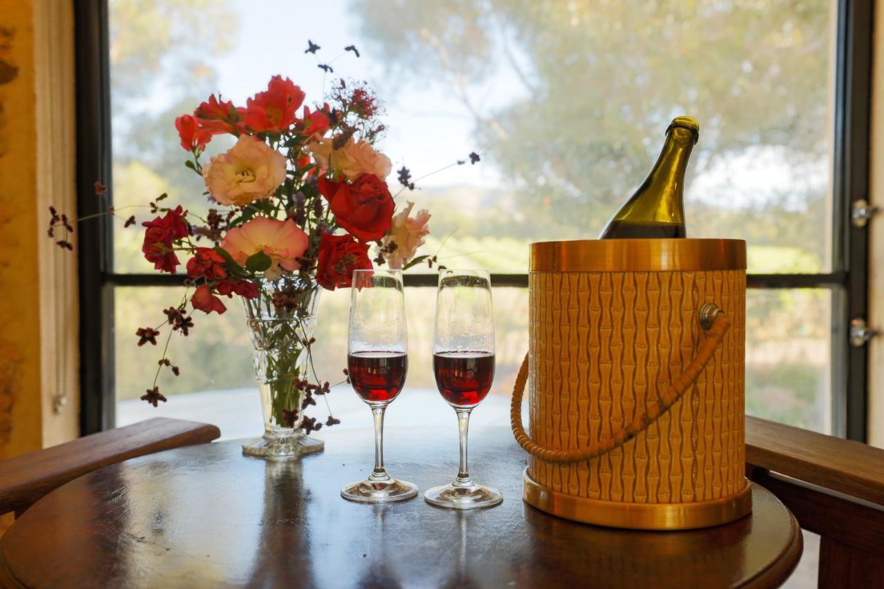 Bed and Breakfast The Old Chaff Mill Organic Vineyard Retreat Sellicks Hill Exterior foto