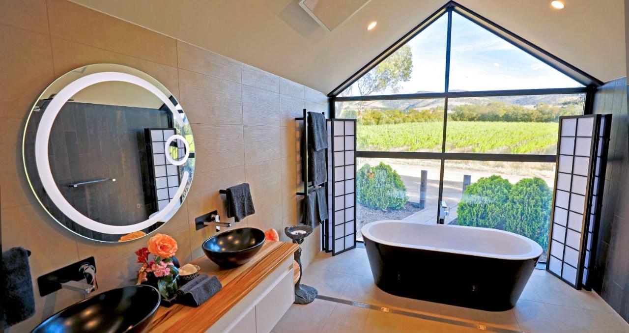 Bed and Breakfast The Old Chaff Mill Organic Vineyard Retreat Sellicks Hill Exterior foto