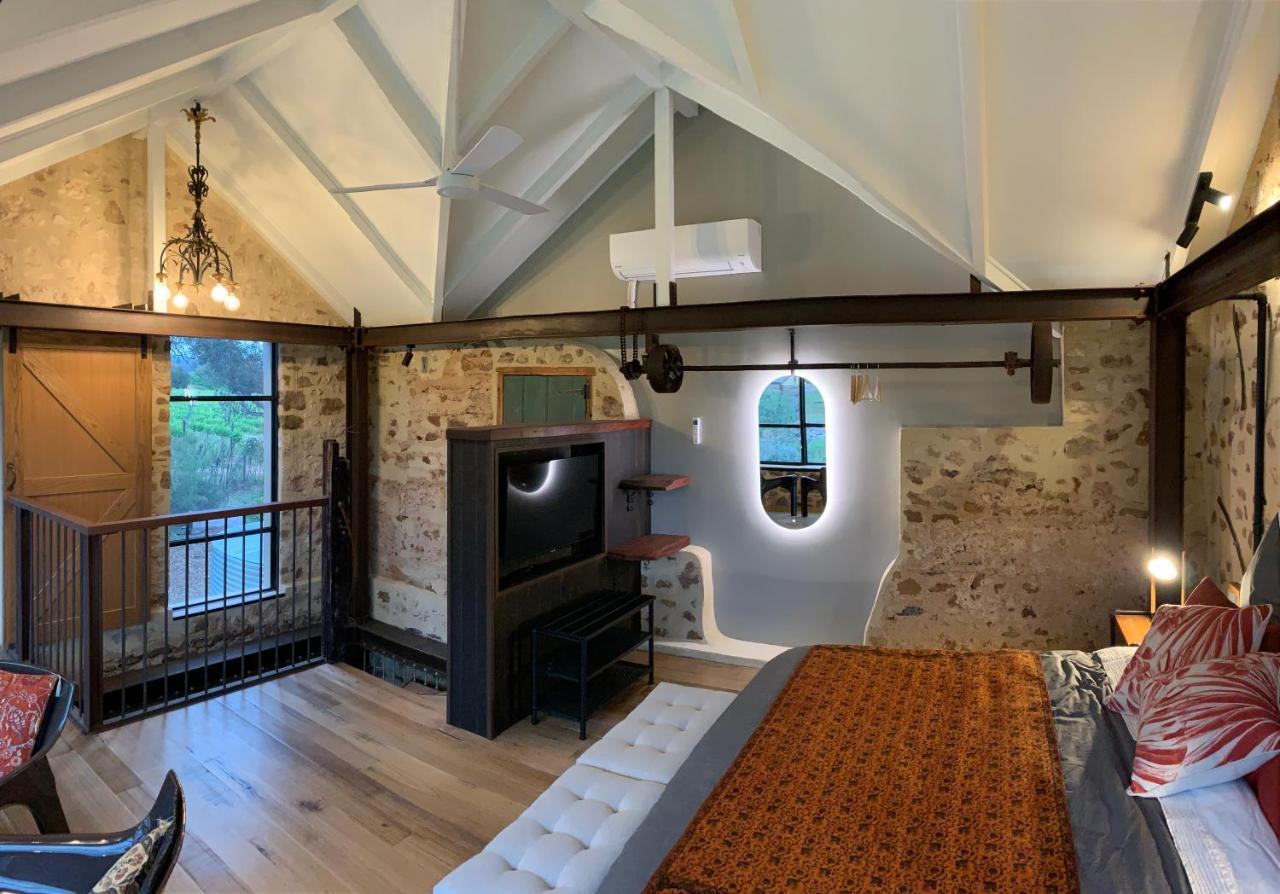 Bed and Breakfast The Old Chaff Mill Organic Vineyard Retreat Sellicks Hill Exterior foto